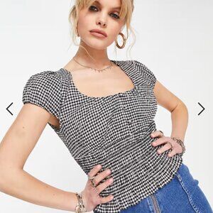 Barely used - Topshop Crop top black and White - US 4
